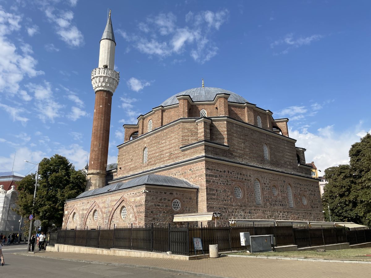 Banya Bashi Mosque