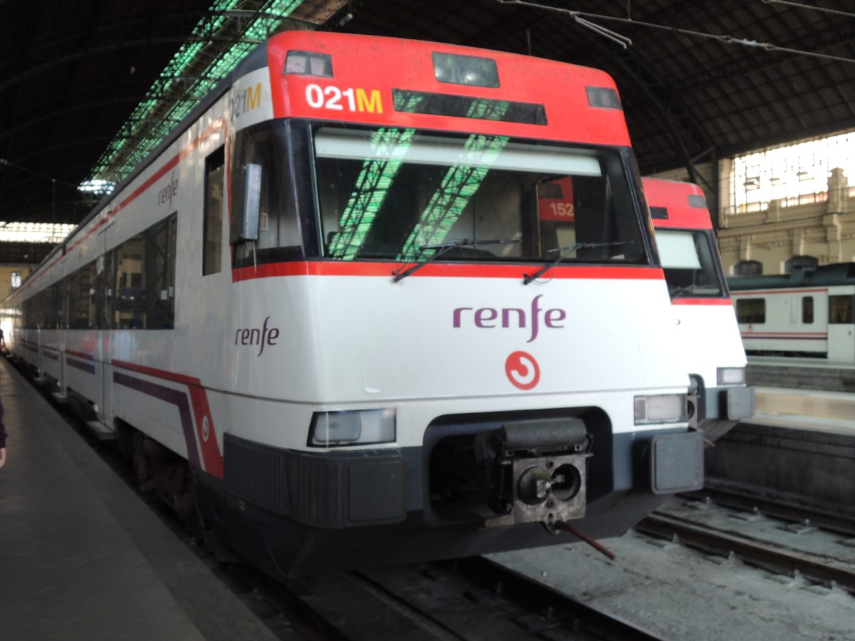 local train in Valencia