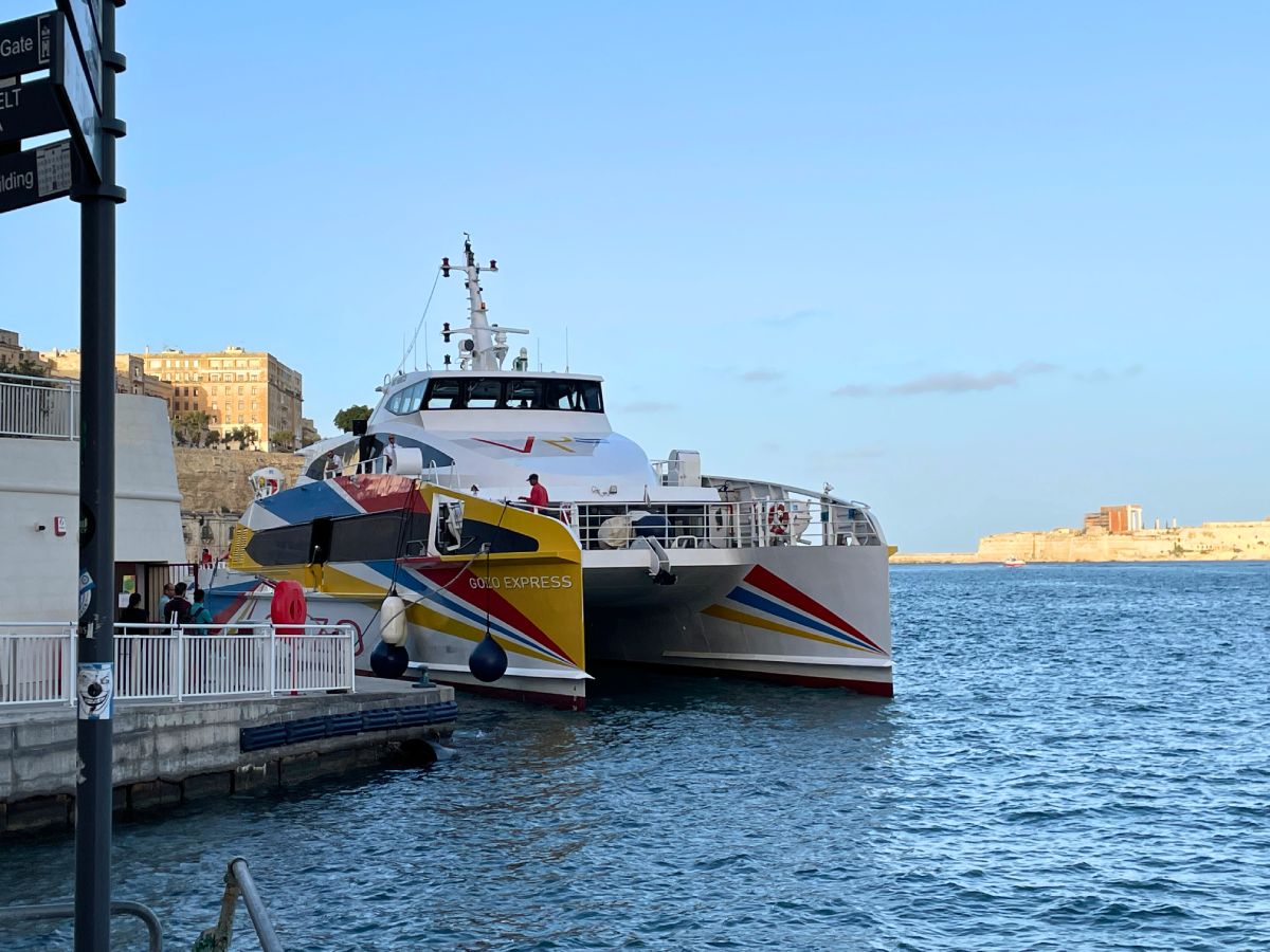 Gozzo express ferry from Valletta