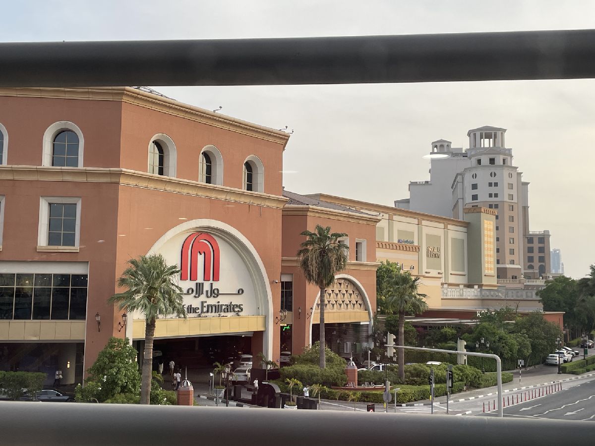 Mall of the Emirates in Al-Barsha