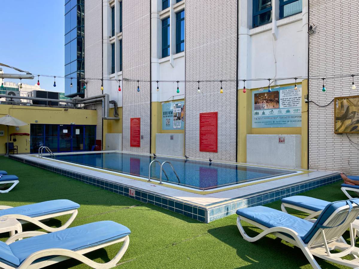 swimming pool abu dhabi