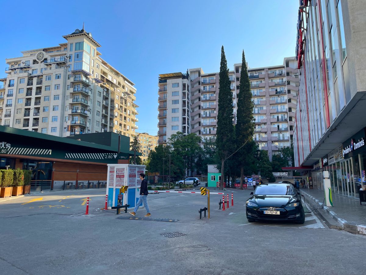Pick up point behind Mc Donalds in Tbilisi behind Isani Mall
