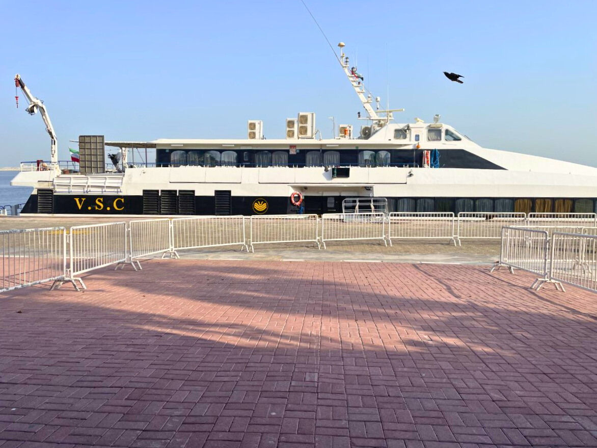 ferry dubai to iran